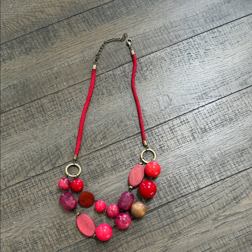 Elegant Red and Pink Beaded Necklace